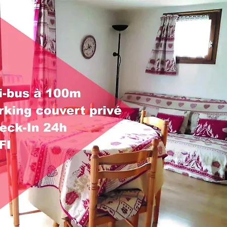 Red Apple Carroz Duplex De Charme Wifi Parking Balcon Tv Ski-bus Apartment